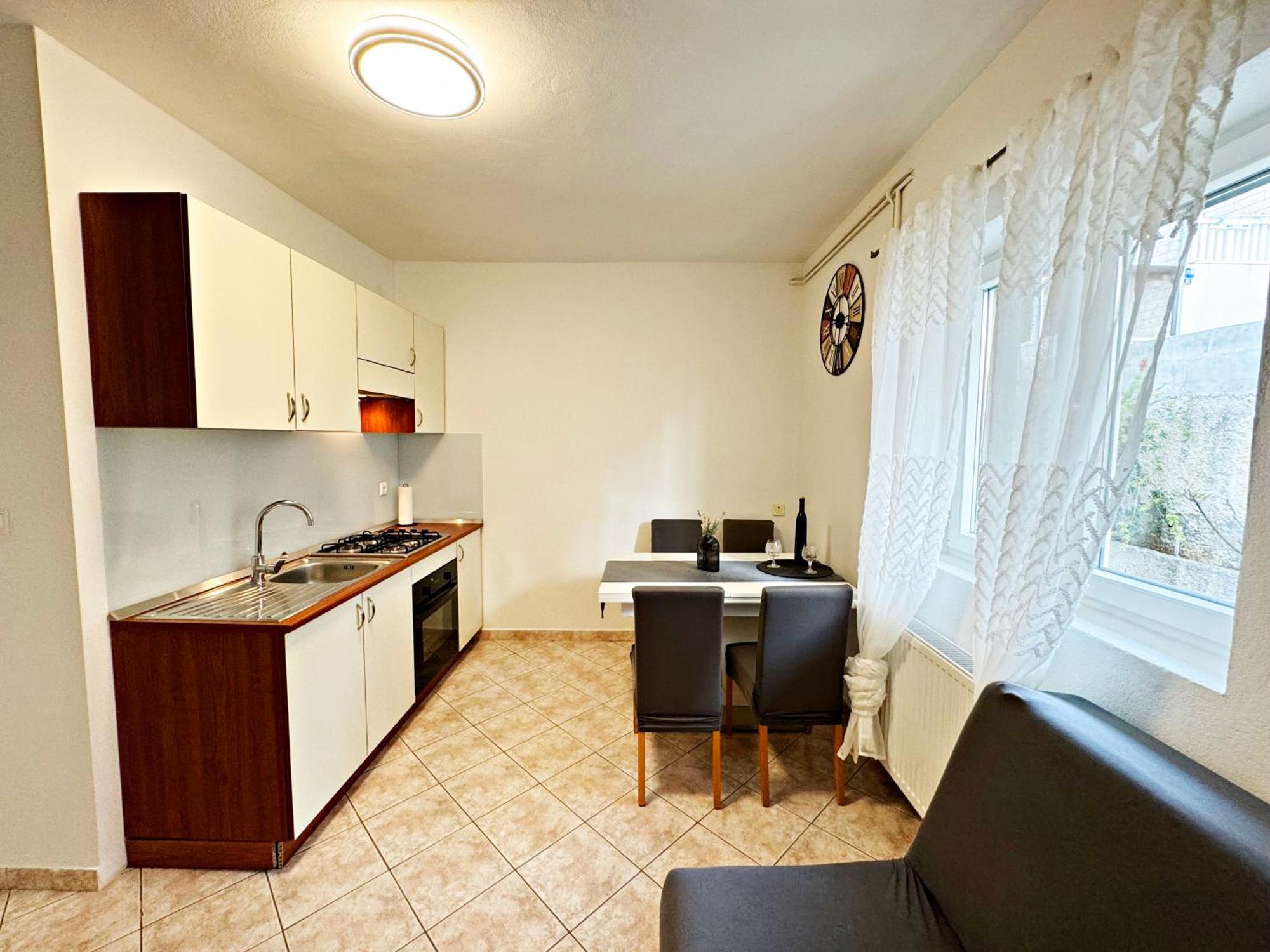 Apartment Baloevic Постира Экстерьер фото